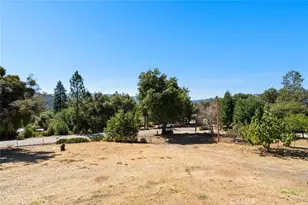 40882 Jean Rd, Oakhurst, CA 93644 - Photo 14