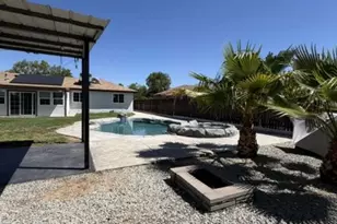 35025 San Carlos St, Yucaipa, CA 92399 - Photo 16