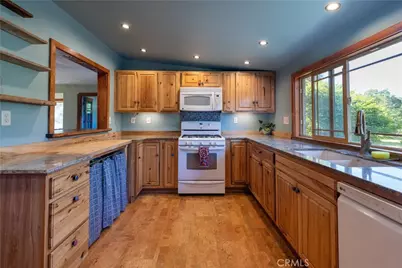 42655 Highway 49, Ahwahnee, CA 93601 - Photo 14