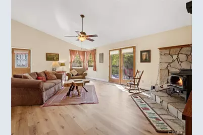 37927 China Creek, Oakhurst, CA 93644 - Photo 2