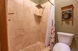 42366 Holiday Way, Coarsegold, CA 93614 - Photo 36