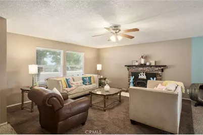 991 7th Avenue Drive, Kingsburg, CA 93631 - Photo 4
