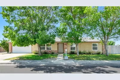 991 7th Avenue Drive, Kingsburg, CA 93631 - Photo 1