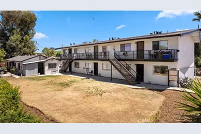 3940 E Burns, Fresno, CA 93725 - Photo 10