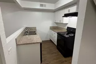 366 E El Paso Ave, Fresno, CA 93720 - Photo 18