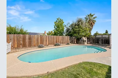 2239 Sunnyside, Clovis, CA 93611 - Photo 34