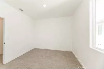 2844 N Vahe, Fresno, CA 93737 - Photo 44