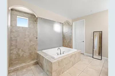 1229 E Via Roma, Fresno, CA 93730 - Photo 46