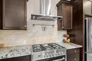 1229 E Via Roma, Fresno, CA 93730 - Photo 28