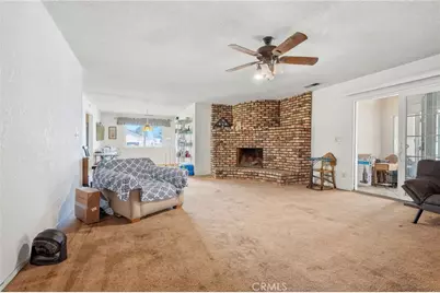 153 Bonita Ave, Fowler, CA 93625 - Photo 12