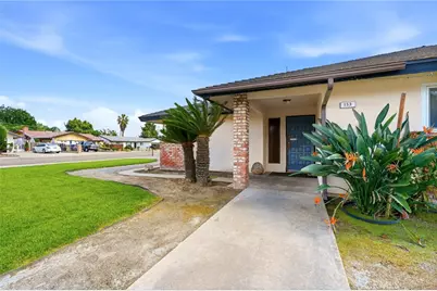 153 Bonita Ave, Fowler, CA 93625 - Photo 6