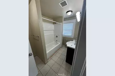 365 N Echo Avenue, Fresno, CA 93701 - Photo 10