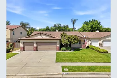 2429 N Oak Grove Court, Visalia, CA 93291 - Photo 2