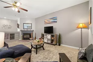 2429 N Oak Grv Ct, Visalia, CA 93291 - Photo 18