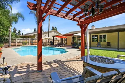 2429 N Oak Grove Court, Visalia, CA 93291 - Photo 52