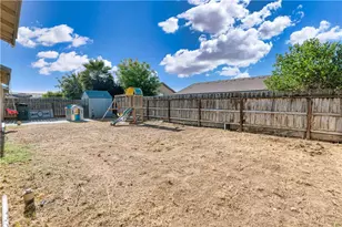 7443 Ensminger, Visalia, CA 93291 - Photo 18