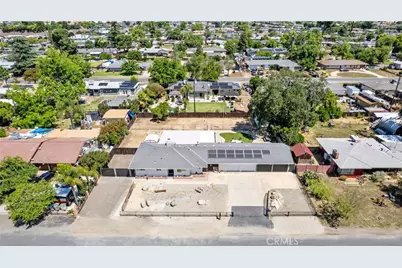 5431 E Indianapolis, Fresno, CA 93727 - Photo 8