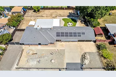 5431 E Indianapolis, Fresno, CA 93727 - Photo 2