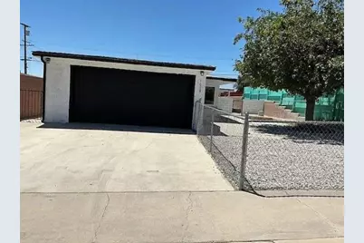 1008 E Elizabeth Street, Barstow, CA 92311 - Photo 1