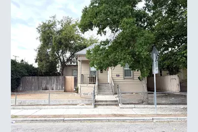 129 N Park, Fresno, CA 93701 - Photo 2