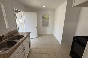 129 N Park, Fresno, CA 93701 - Photo 24