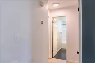5430 W Fedora, Fresno, CA 93722 - Photo 6