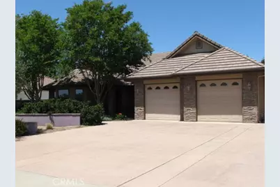 1072 Rorden Avenue, Selma, CA 93662 - Photo 2