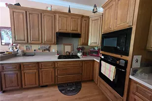 1072 Rorden Ave, Selma, CA 93662 - Photo 12