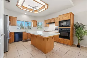 4651 W Morris Ave, Fresno, CA 93722 - Photo 14