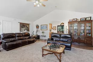 42704 Deep Forest, Coarsegold, CA 93614 - Photo 14