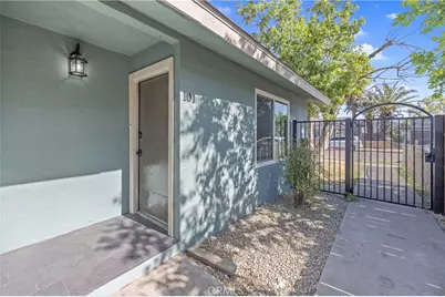 2251 E Clay Avenue, Fresno, CA 93701 - Photo 2