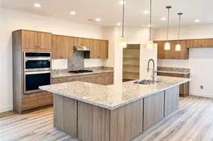 3802 Via Capitola, Madera, CA 93637 - Photo 2