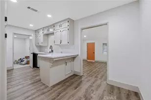 1019 E Laurel Ave, Visalia, CA 93292 - Photo 18