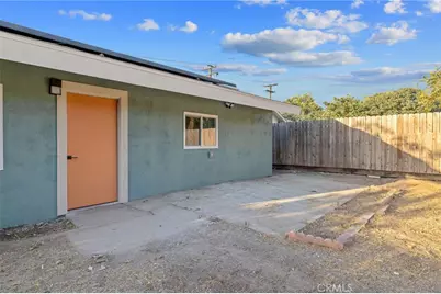 1019 E Laurel Avenue, Visalia, CA 93292 - Photo 30