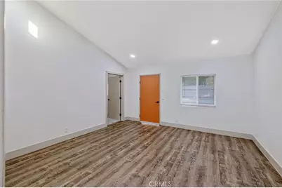 1019 E Laurel Avenue, Visalia, CA 93292 - Photo 26