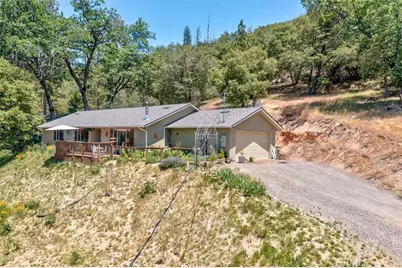 43263 E Sugar Pine Dr, Oakhurst, CA 93644 - Photo 2