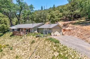 43263 E Sugar Pine Dr, Oakhurst, CA 93644 - Photo 2