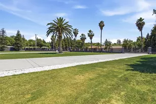 7280 W Menlo, Fresno, CA 93723 - Photo 2
