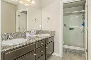 1363 Joy Dr, Clovis, CA 93619 - Photo 22