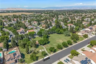 2686 Robinwood, Clovis, CA 93611 - Photo 48
