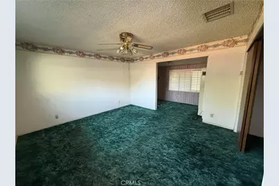 1152 E Drummond, Fresno, CA 93706 - Photo 18