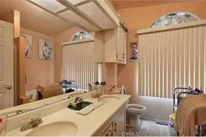 3512 S Blythe Avenue, Fresno, CA 93706 - Photo 12