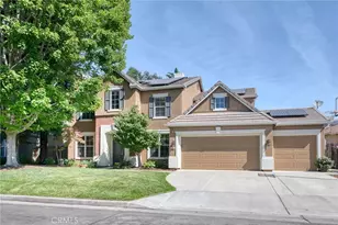 2612 E Shea Dr, Fresno, CA 93720 - Photo 2