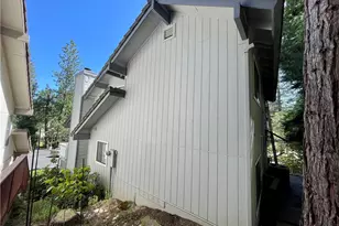 40596 Rd 222, Bass Lake, CA 93604 - Photo 18