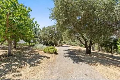 32157 Navajo, Coarsegold, CA 93614 - Photo 46