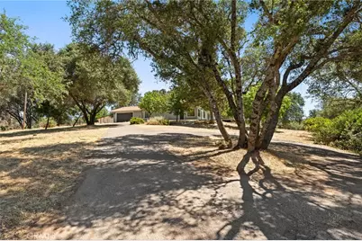 32157 Navajo, Coarsegold, CA 93614 - Photo 2