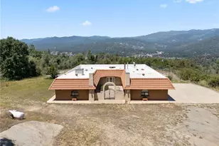 38720 Hwy 41, Oakhurst, CA 93644 - Photo 42