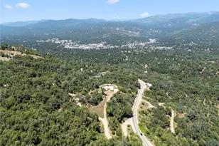 38720 Hwy 41, Oakhurst, CA 93644 - Photo 46