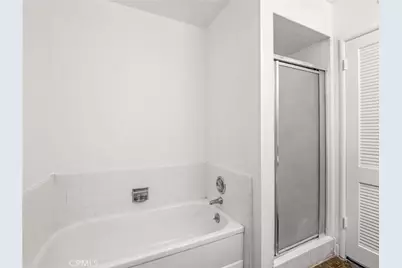 3725 N Fruit, Fresno, CA 93705 - Photo 16