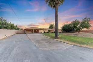4730 E Richert, Fresno, CA 93726 - Photo 2